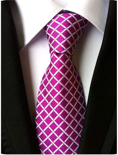 corbatas hombre - outfit rosa hombre